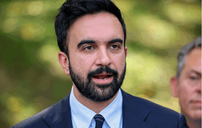 Zohran Mamdani’s Swearing-In CANCELED After He REFUSED to Swear Oath on the U.S. Constitution!