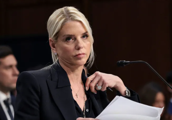 THE REVEAL: Hillary’s Nightmare Becomes Reality — Pam Bondi Has Opened the One Investigation She Prayed Would Never See the Light….